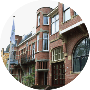 Voorgevel Vondellaan Vastgoed